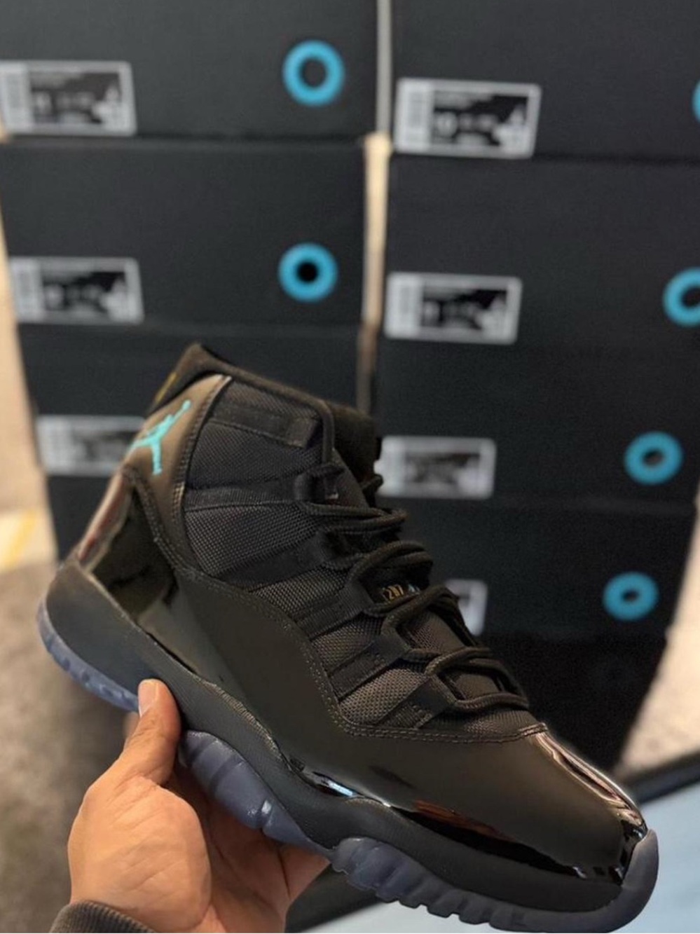 Jordan 11 Cool Gamma